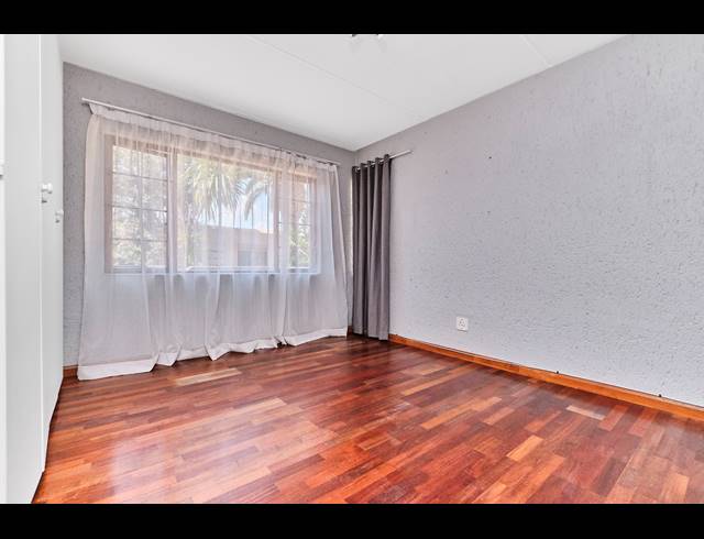 2 BEDROOM APARTMENT RENTED IN MAGALIESSIG
